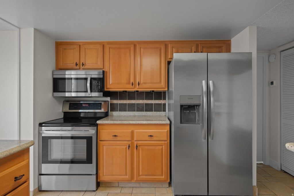 Photo of 241 N VINE ST W #805W, Salt Lake City, UT 84103 (MLS # 2181579)