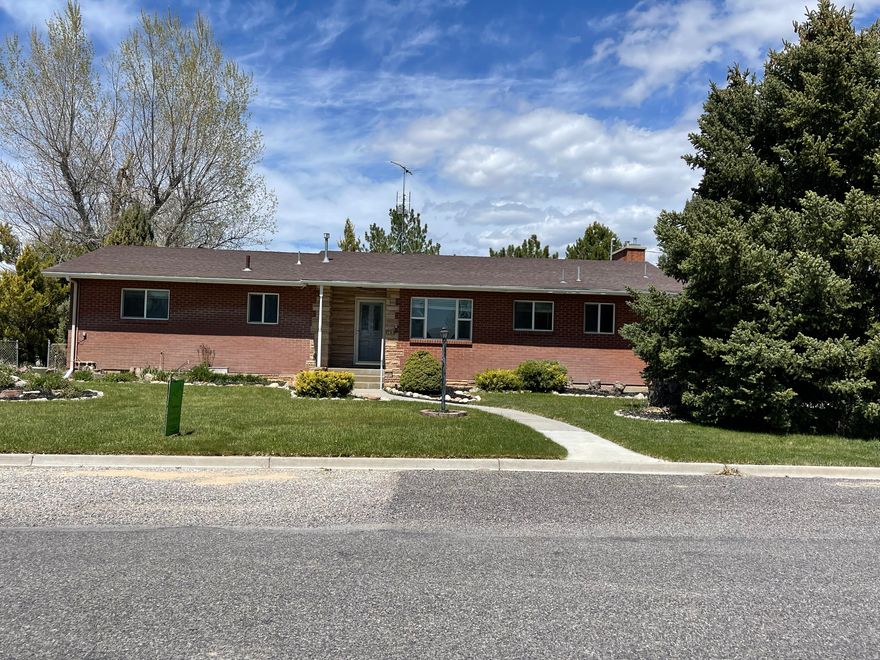 Let this superb unique home become your hideaway! The secluded back yard will become your must needed sanctuary! It is a place that you will be able to plant and play in the dirt and make your heart happy!  The location is a 10 with all of the Valley's Major Medical Offices including the Hospital within 2 Blocks!  Home is full brick with tons of storage. Beautiful new flooring through consisting of tasteful laminate and thick plush carpet in bedrooms. Sellers loss is buyers gain! NEWLY UPDATED basement bath complete with tasteful tile! This is a beautiful home and setting for the $$$ $$$