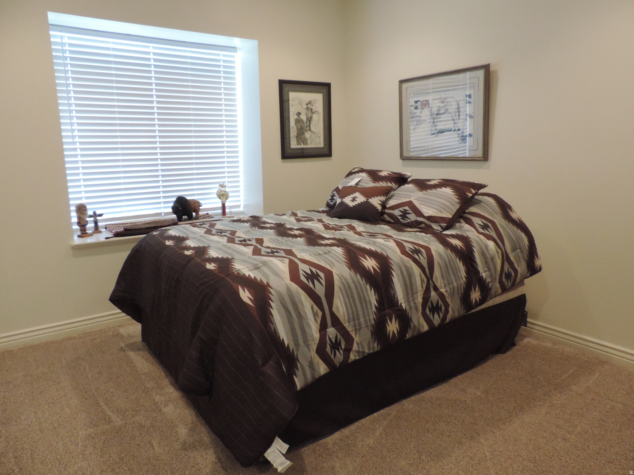 CHATEAUS AT BIRCH CREEK - Residential