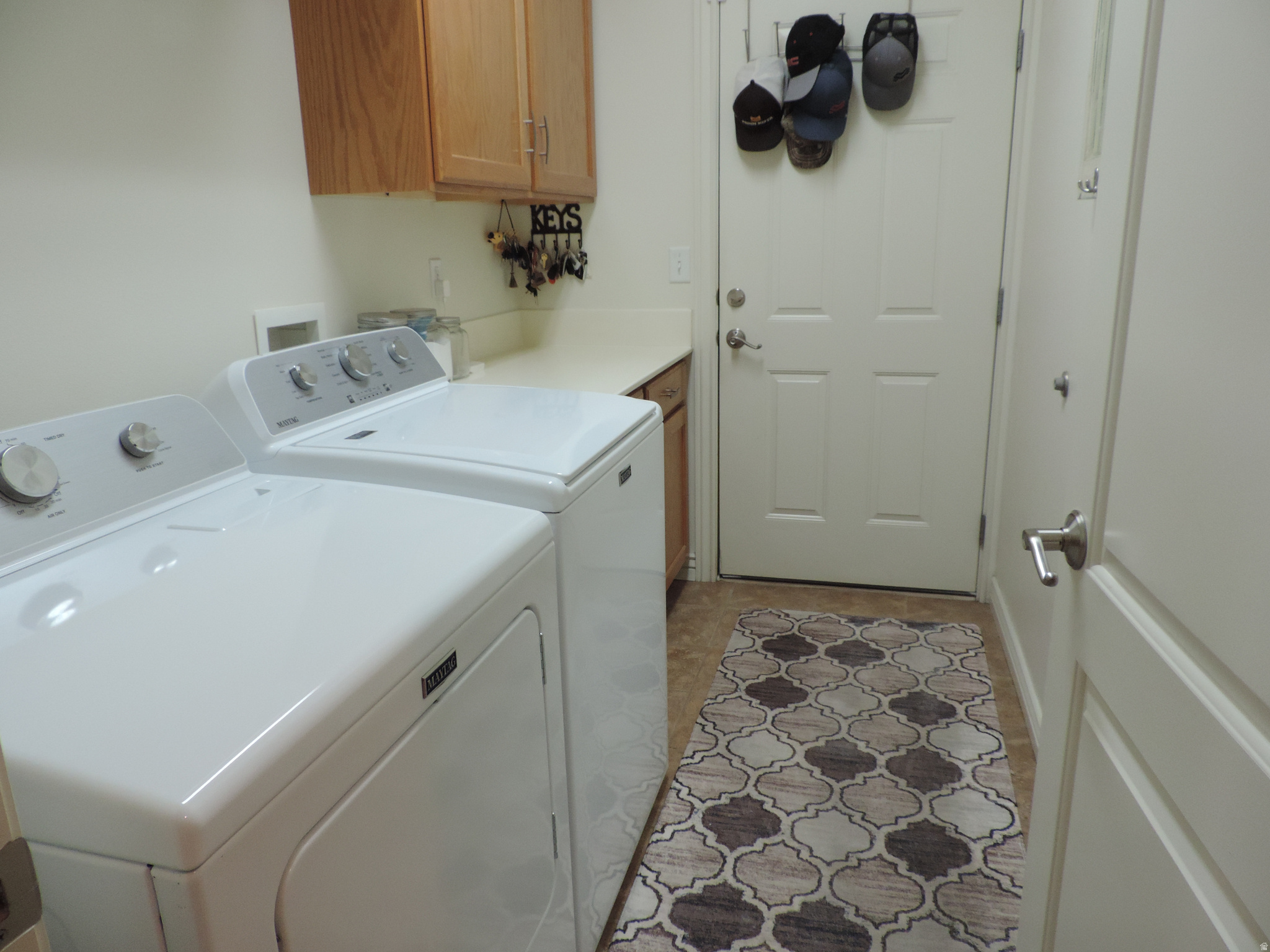 CHATEAUS AT BIRCH CREEK - Residential