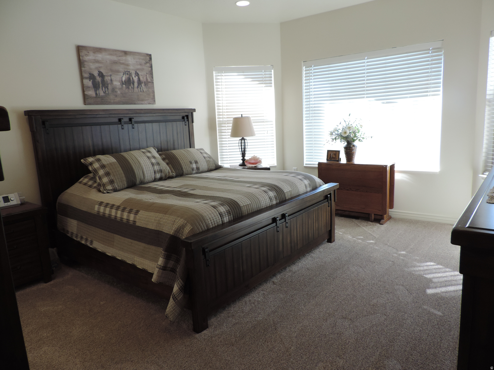 CHATEAUS AT BIRCH CREEK - Residential