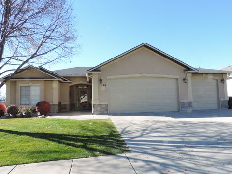 Photo of 65 CHATEAU WAY, Smithfield, UT 84335 (MLS # 2120993)