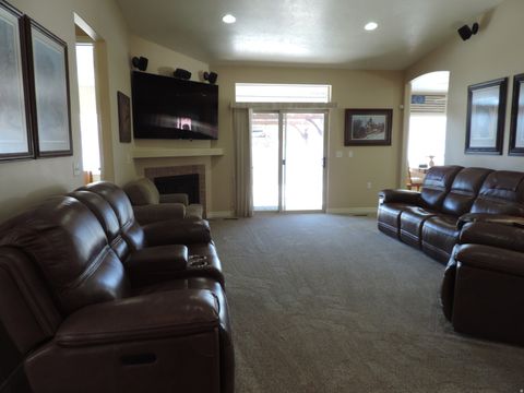 Tiny photo for 65 CHATEAU WAY, Smithfield, UT 84335 (MLS # 2120993)