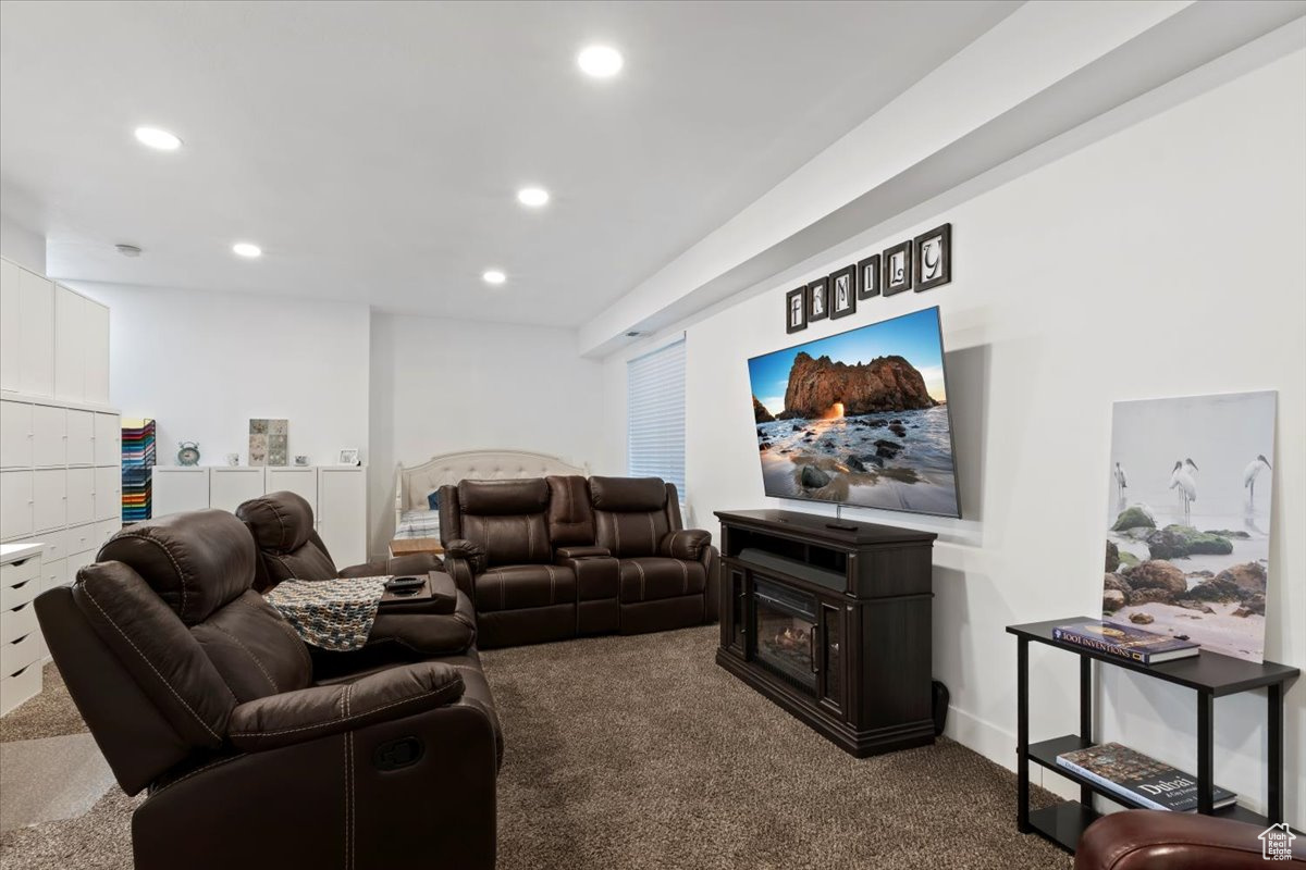 DAYBREAK - Residential