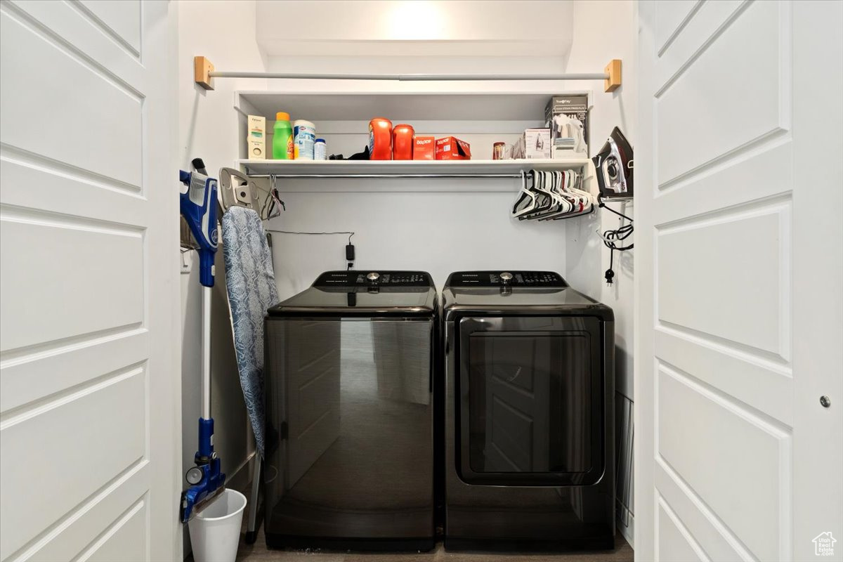 DAYBREAK - Residential