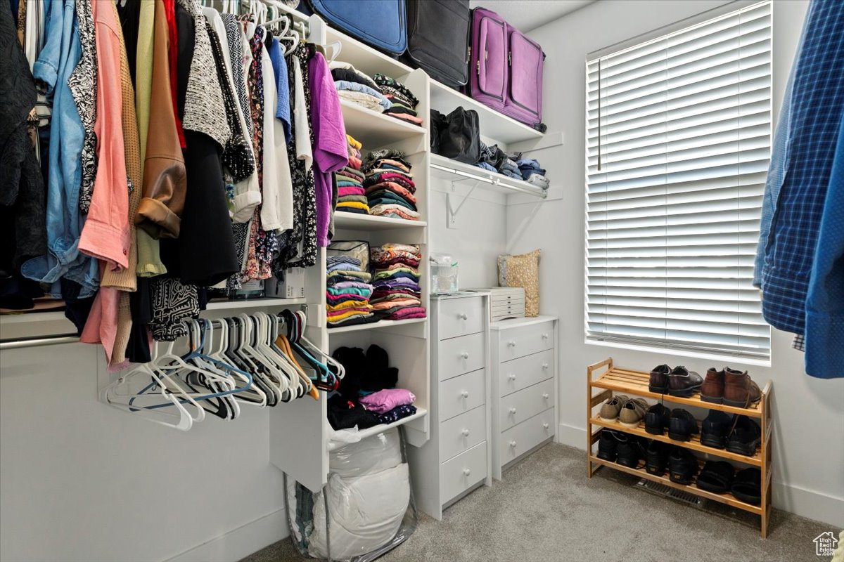 DAYBREAK - Residential