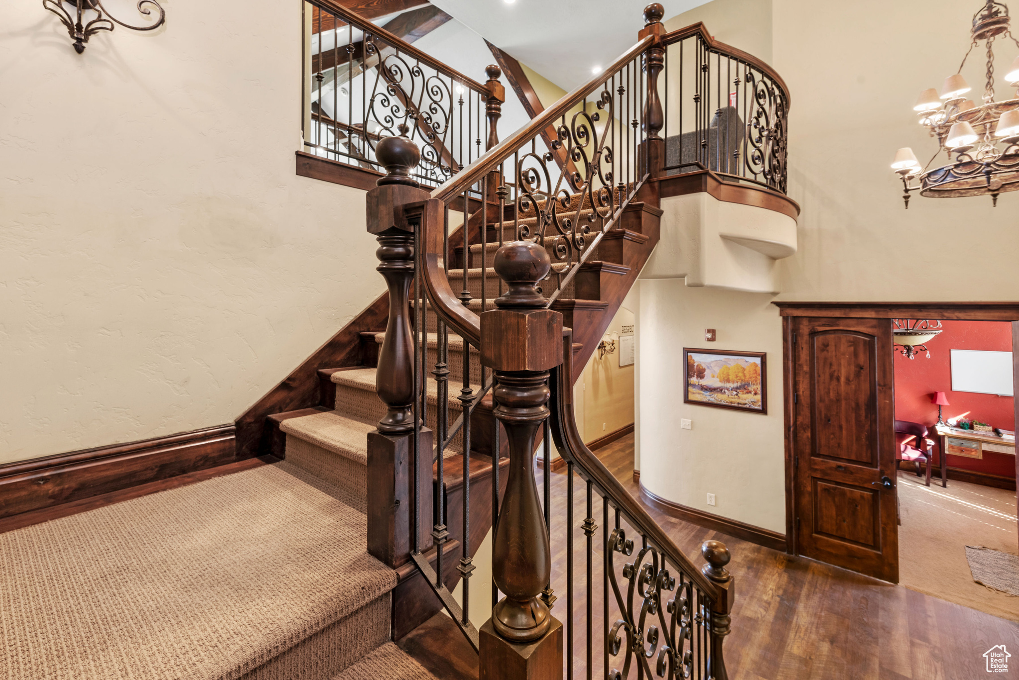 BARTOLD - Commercial Sale