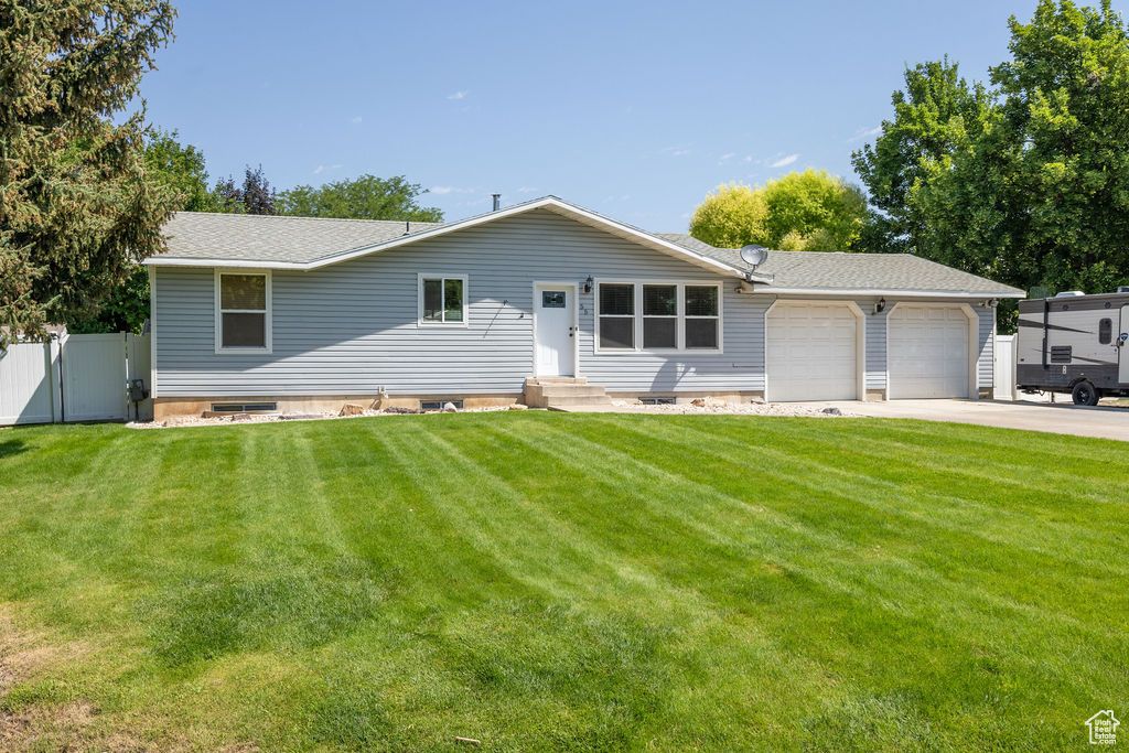 Photo of 55 W 300 N, Hyde Park, UT 84318 (MLS # 2100634)