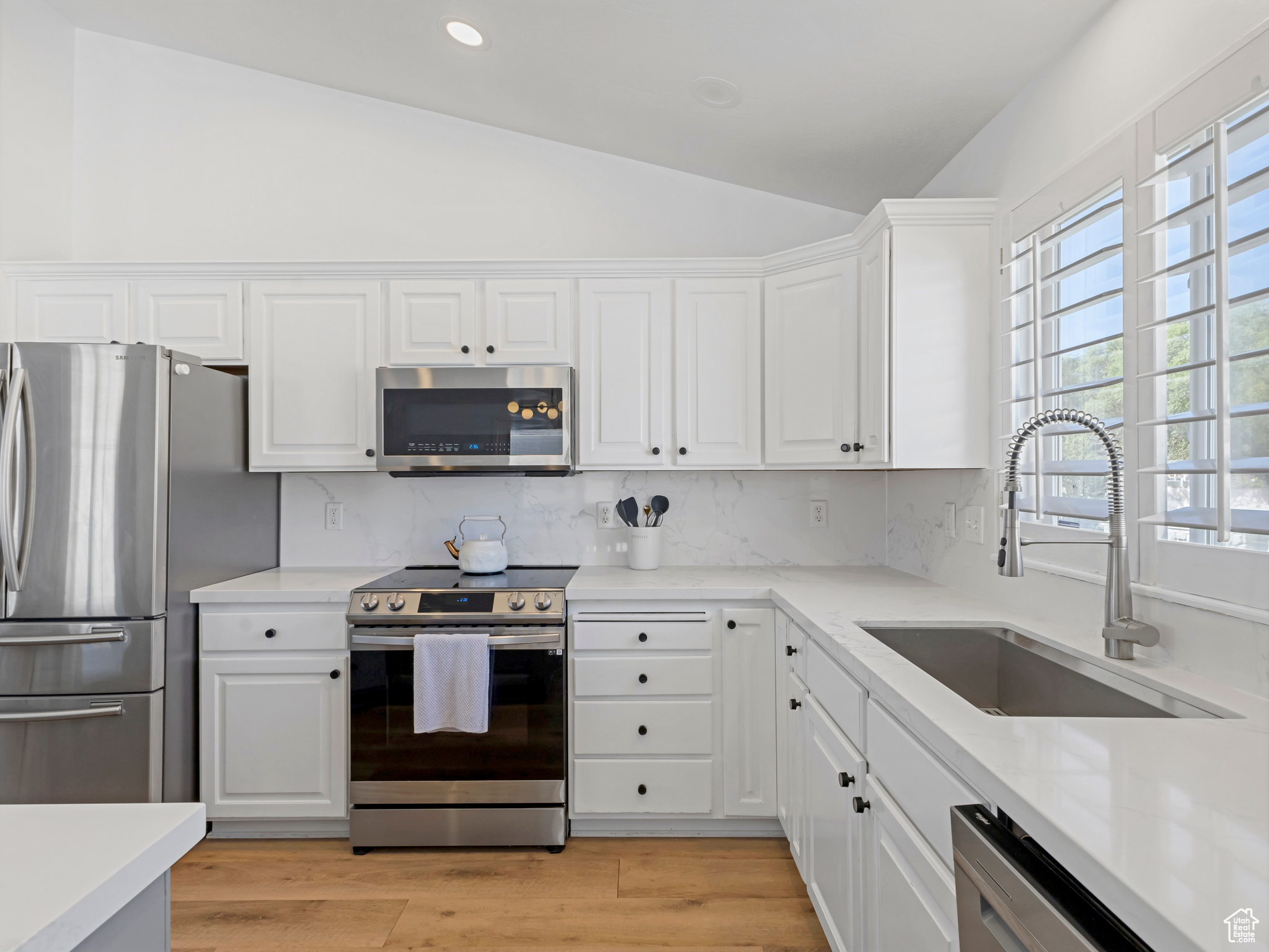 MURRAY BLUFFS - Residential
