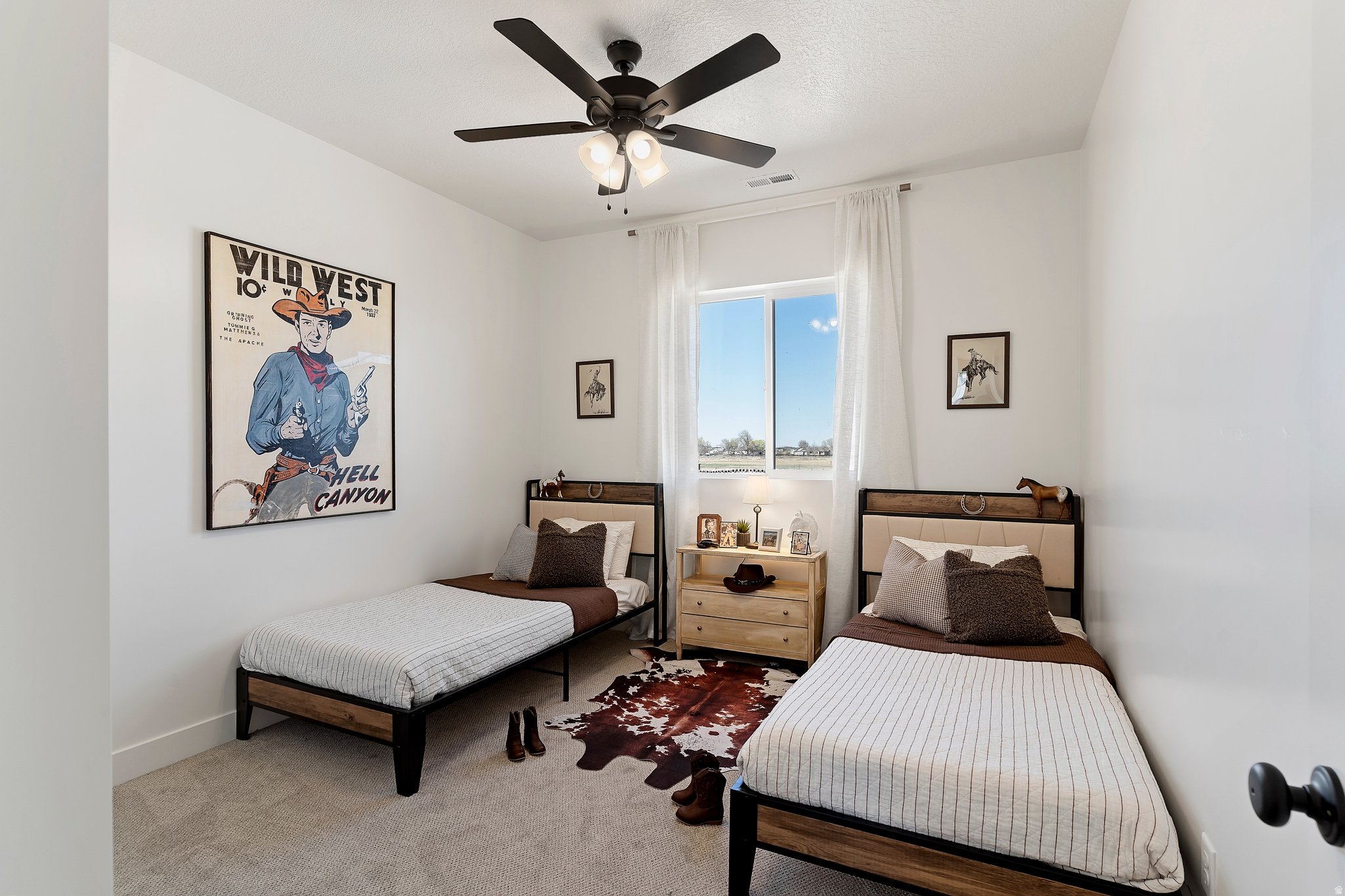 SALT GRASS - Residential