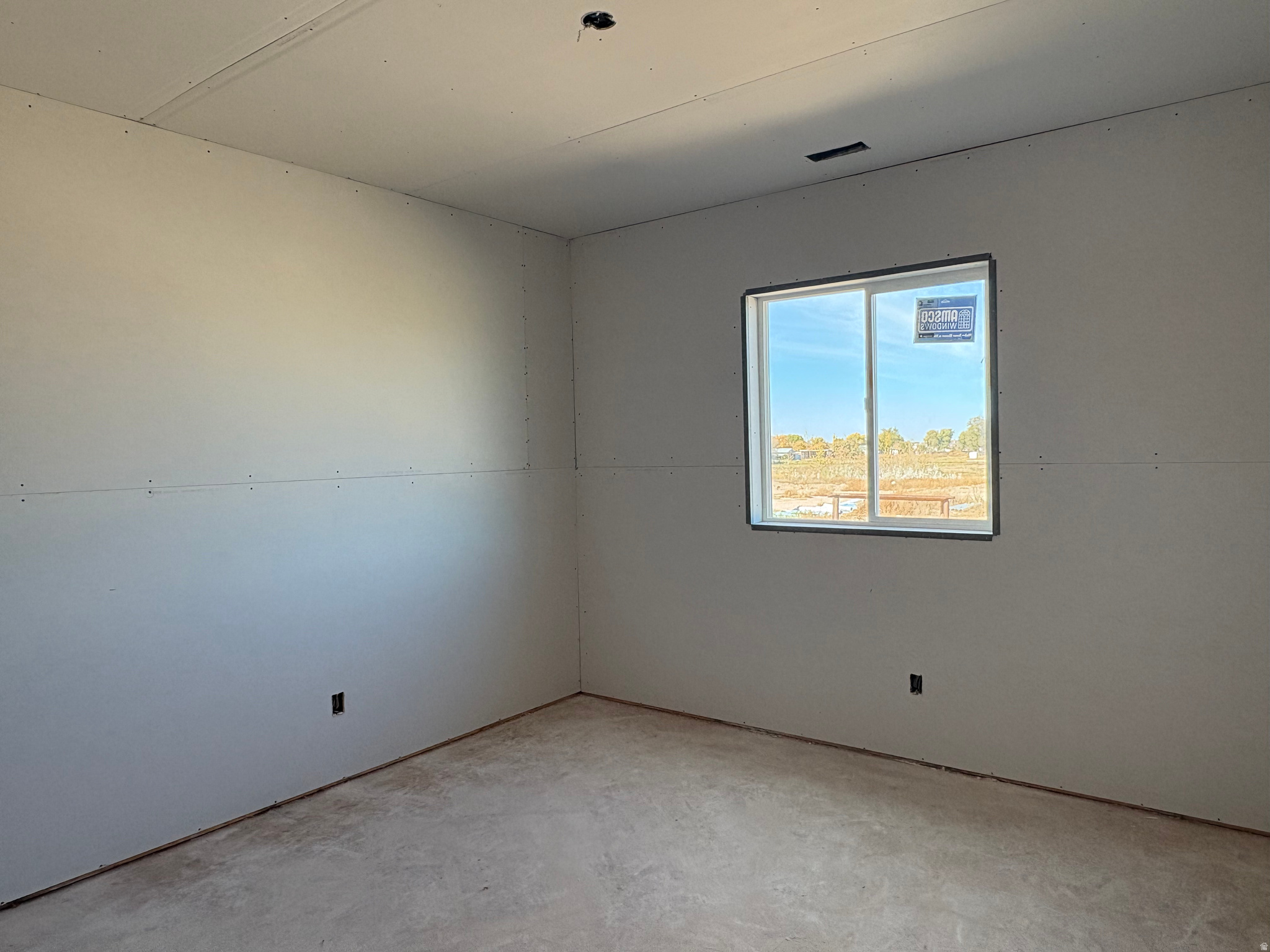 SALT GRASS - Residential