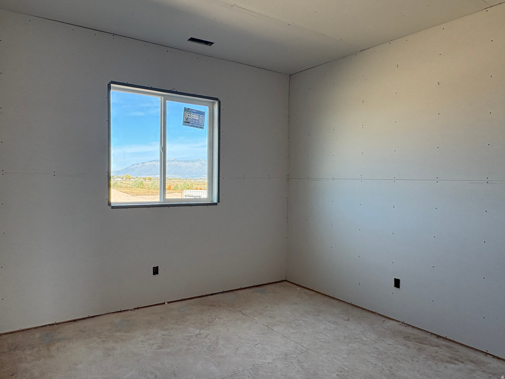 SALT GRASS - Residential