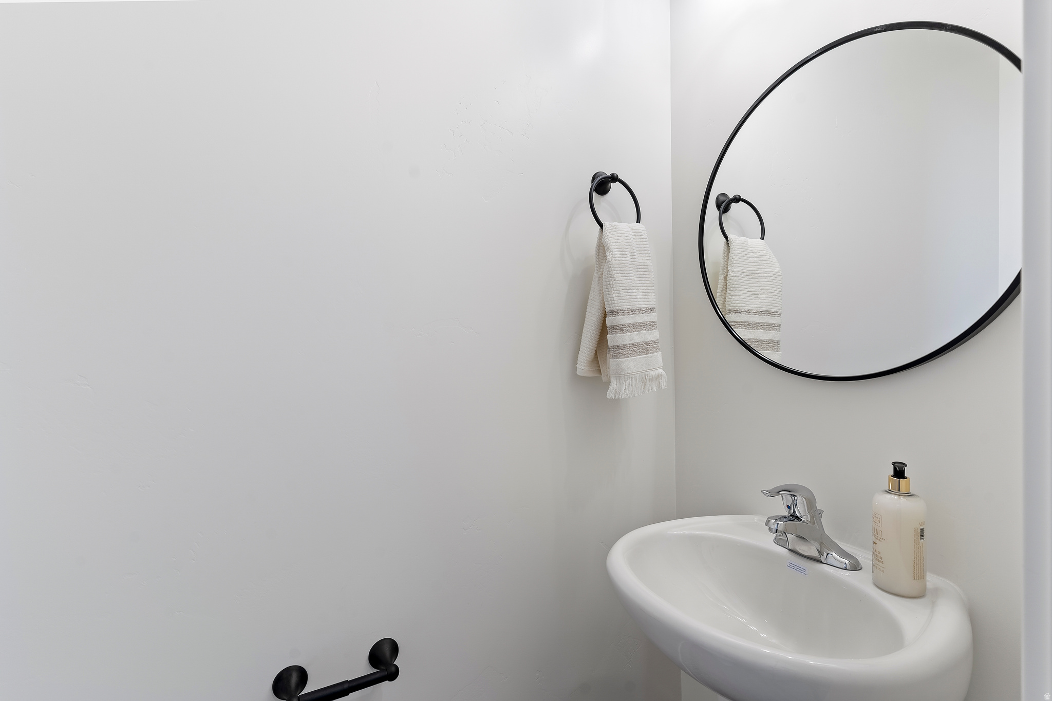 SALT GRASS - Residential