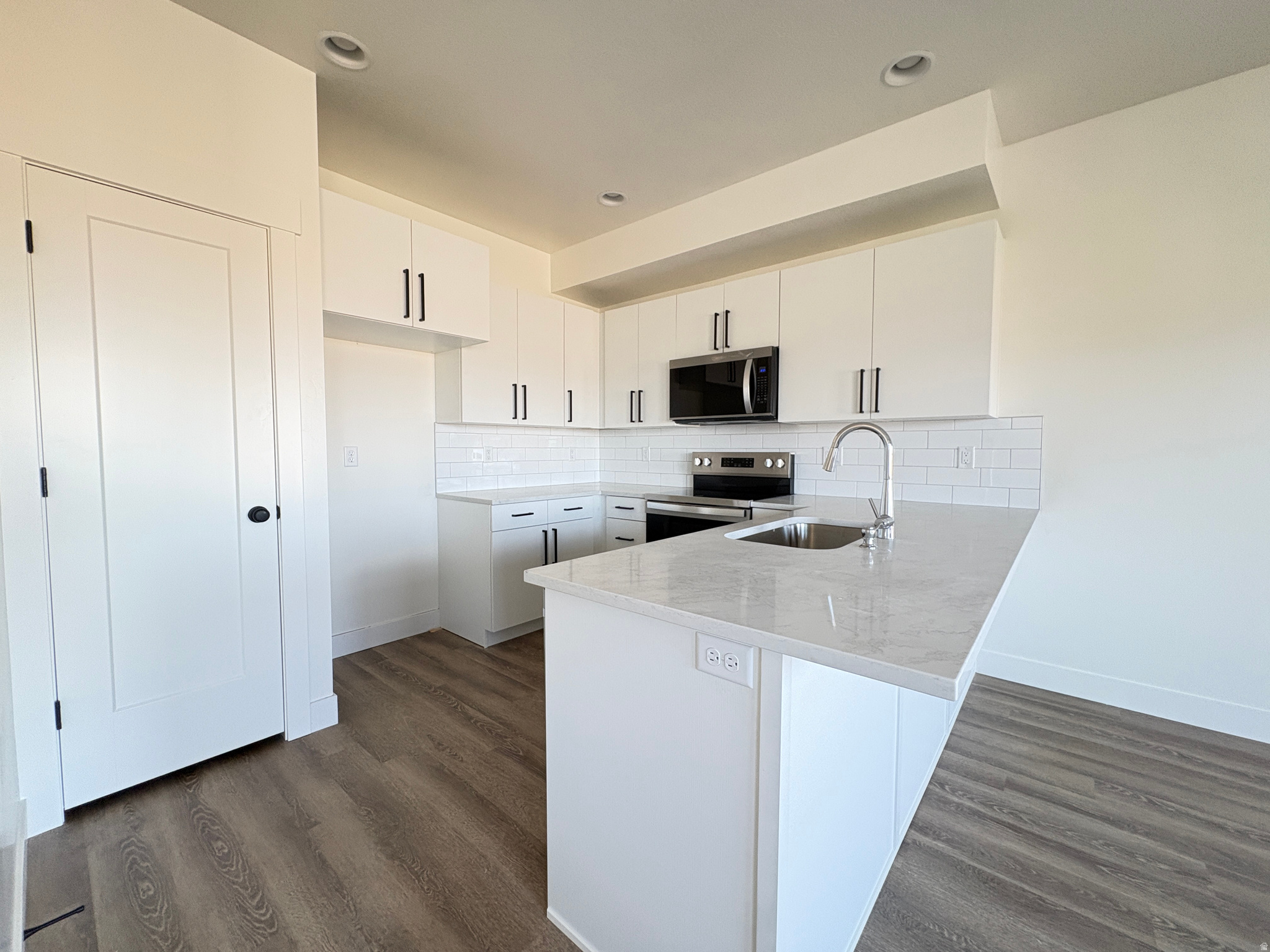 SALT GRASS - Residential