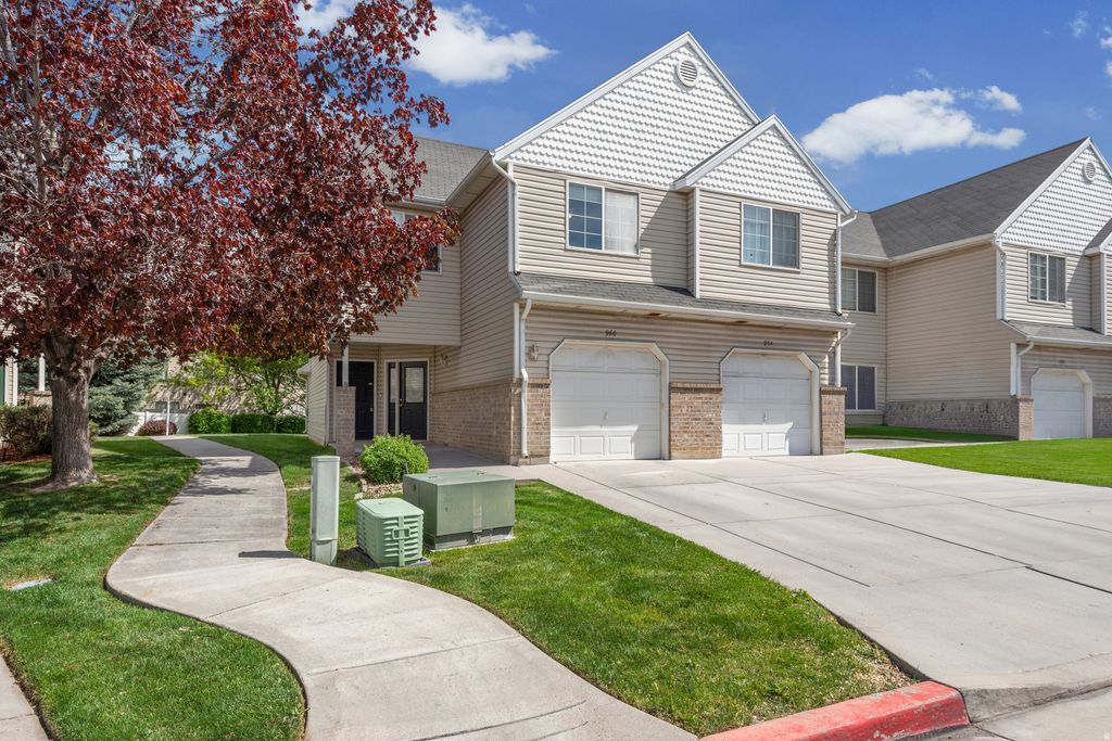 Photo of 960 N 1125 W, Layton, UT 84041 (MLS # 2152761)