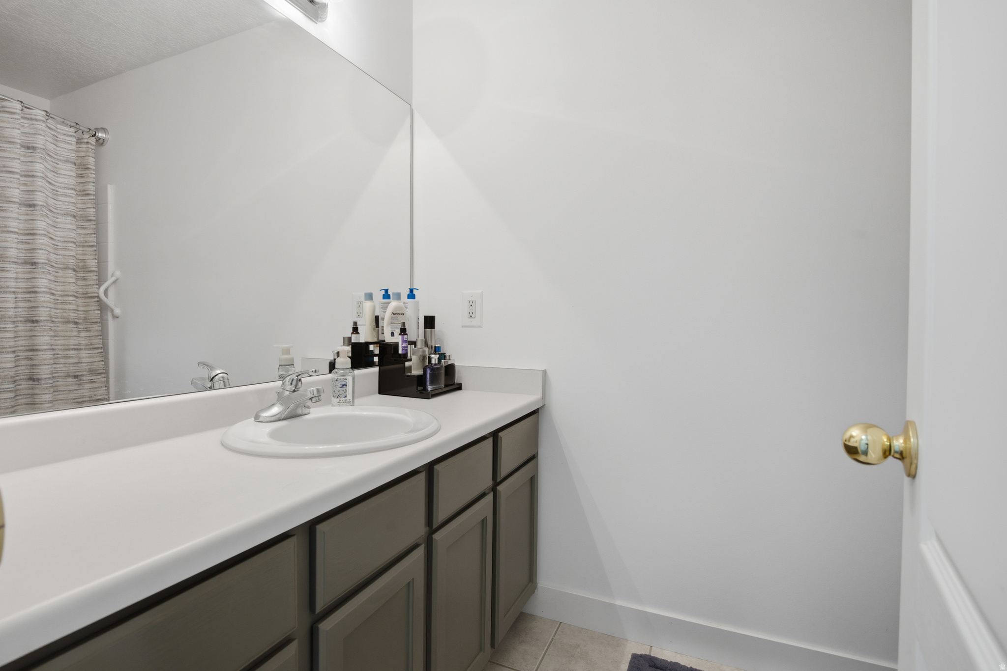 LEGACY VILLAGE - Residential