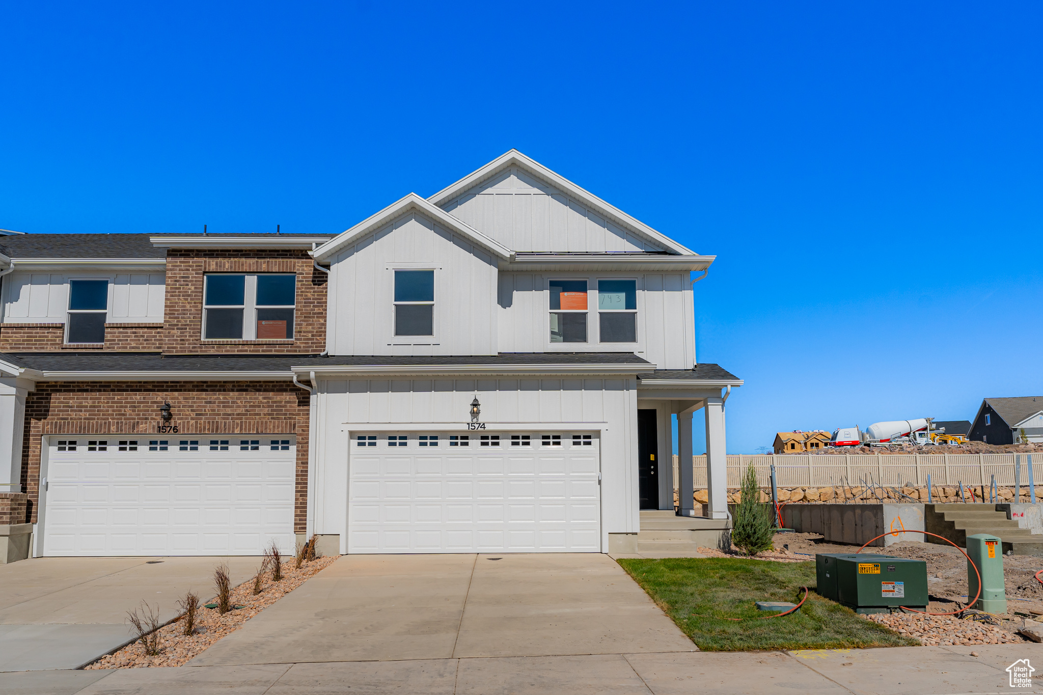 RIDGEHORNE - Residential