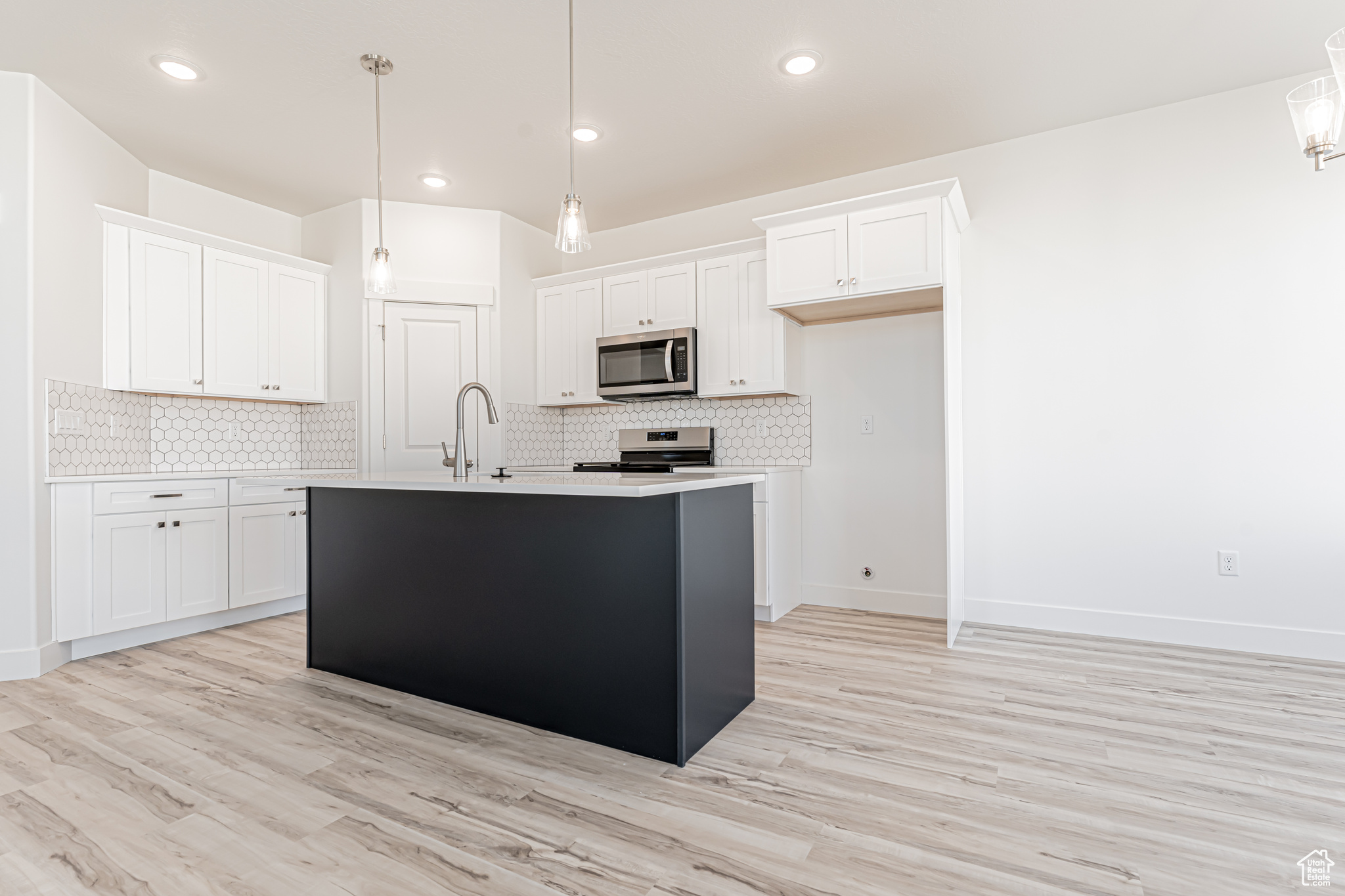 RIDGEHORNE - Residential