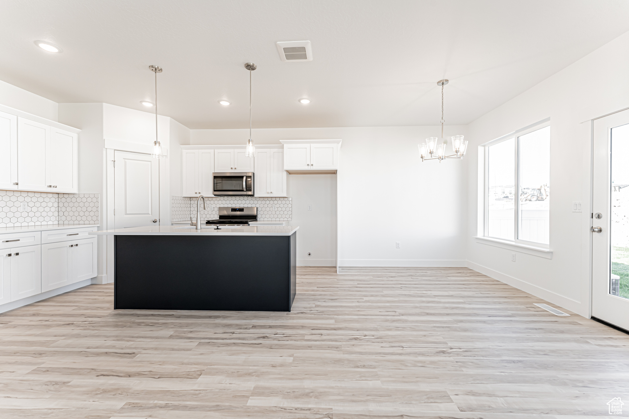 RIDGEHORNE - Residential