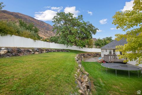 Tiny photo for 3810 W VALLEY VIEW DR, Cedar Hills, UT 84062 (MLS # 2114804)