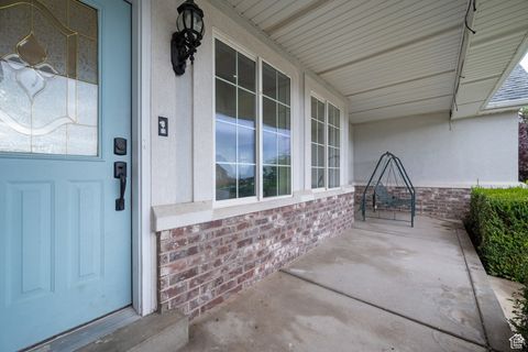 Tiny photo for 3810 W VALLEY VIEW DR, Cedar Hills, UT 84062 (MLS # 2114804)