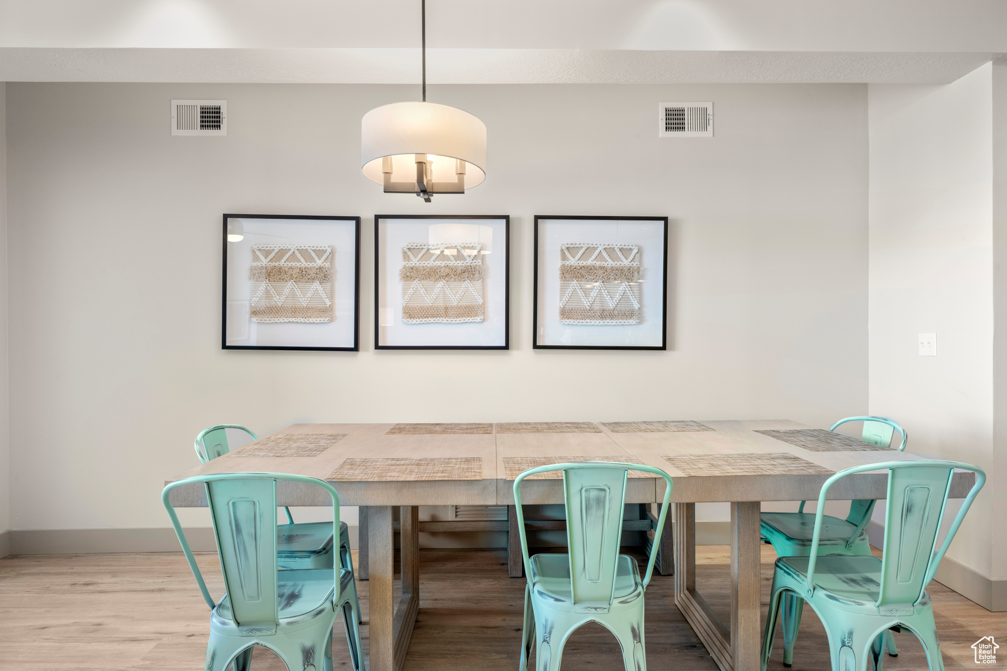 GARDEN CITY LAKE RESIDENCES - Residential