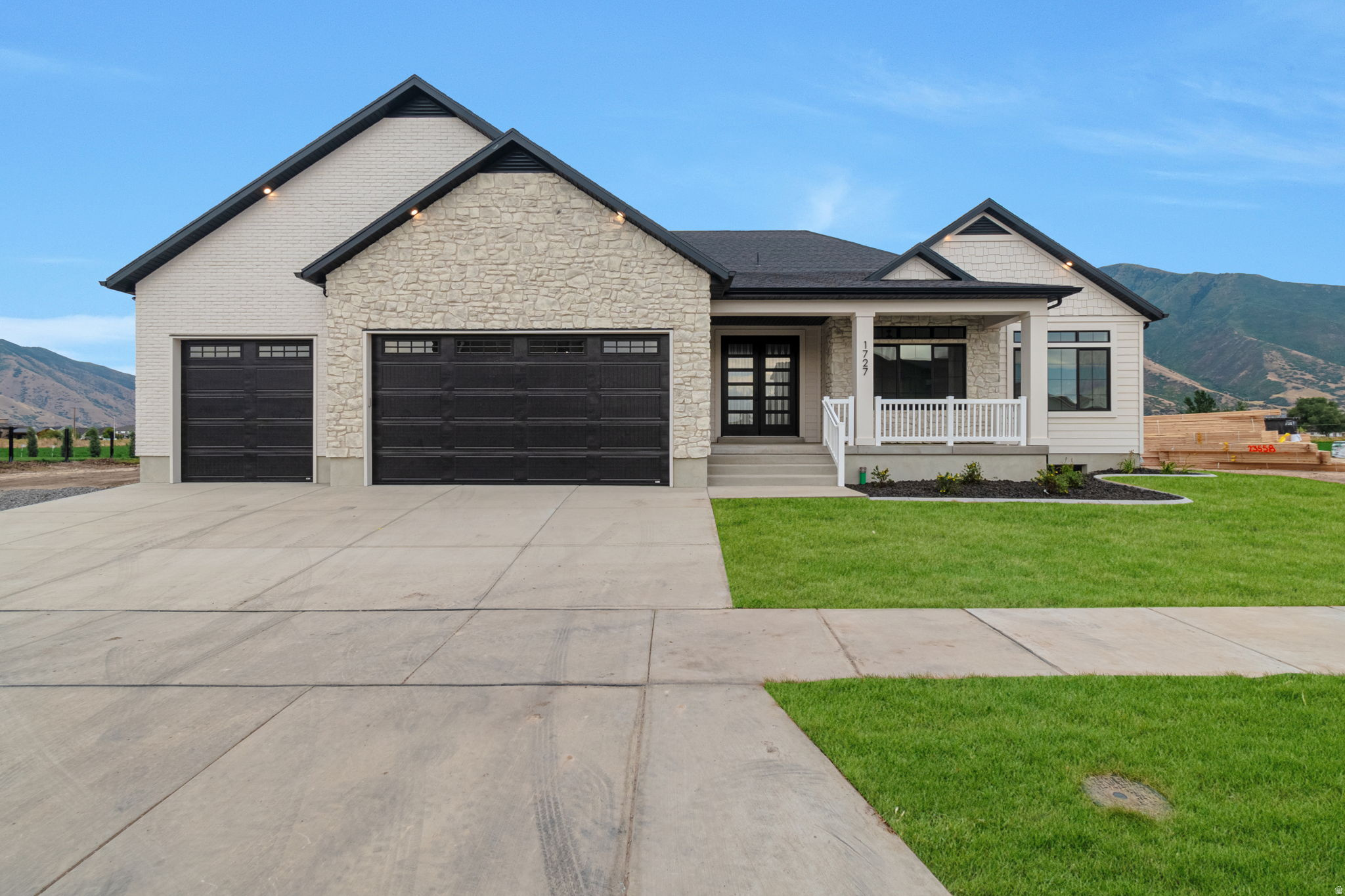 EAGLE HAVEN - Residential