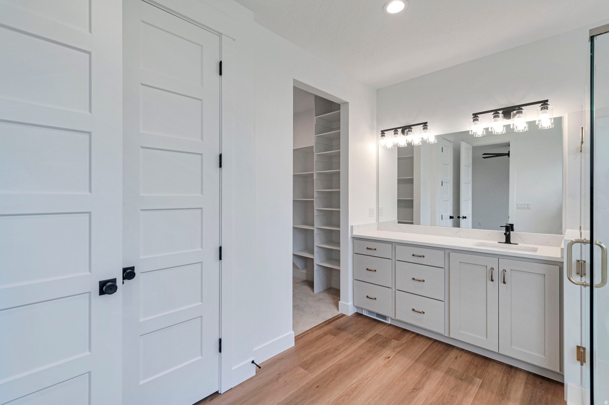 EAGLE HAVEN - Residential