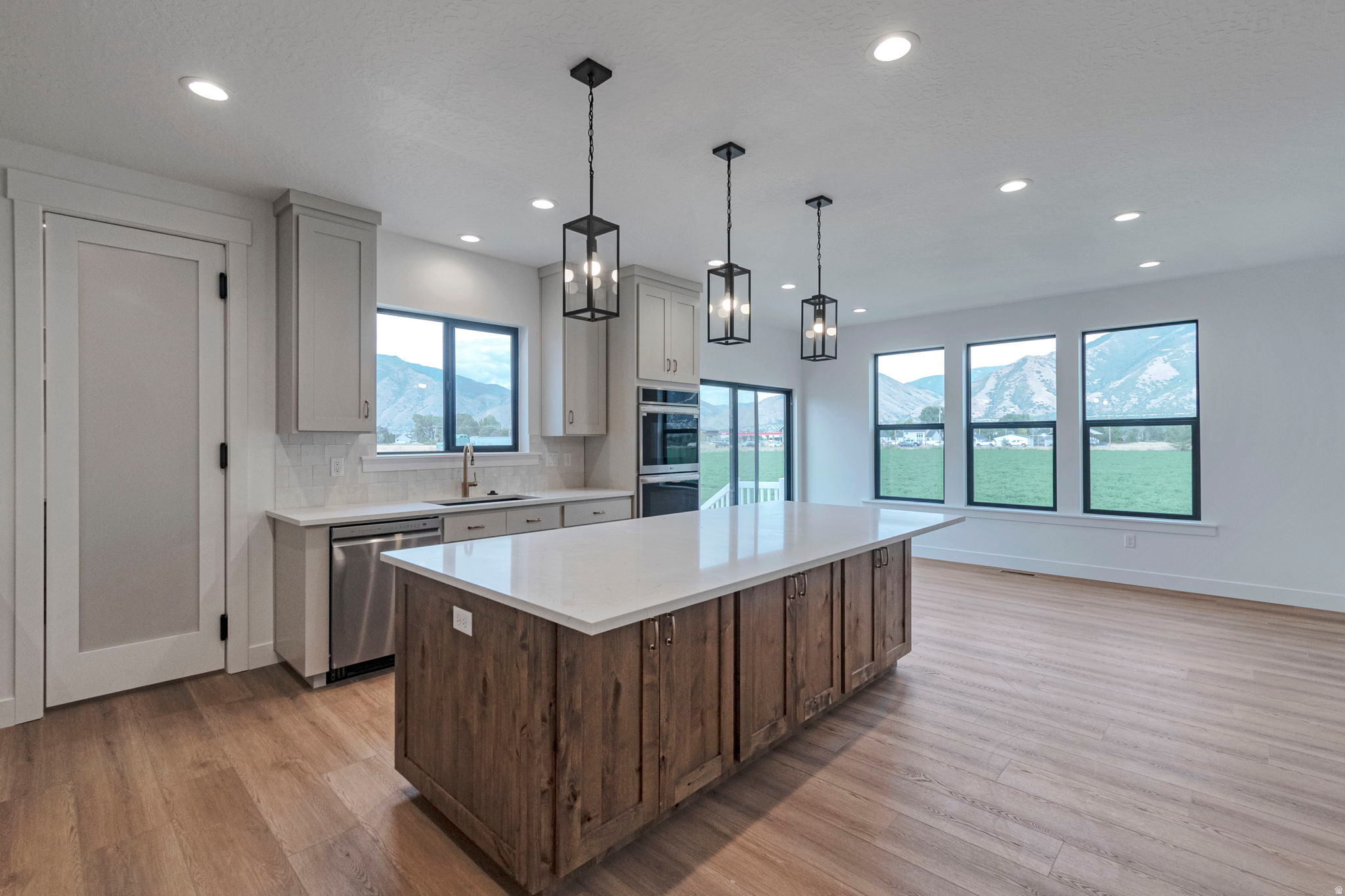 EAGLE HAVEN - Residential