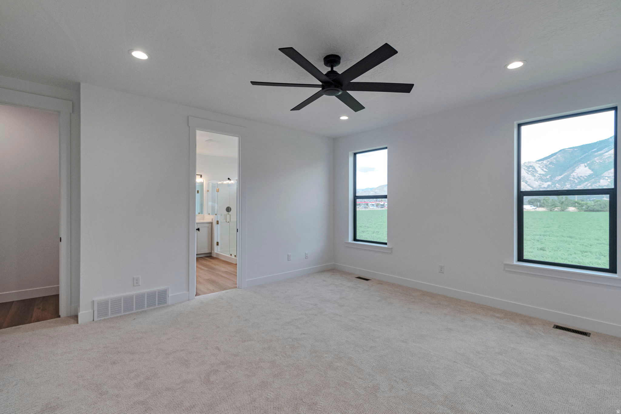 EAGLE HAVEN - Residential