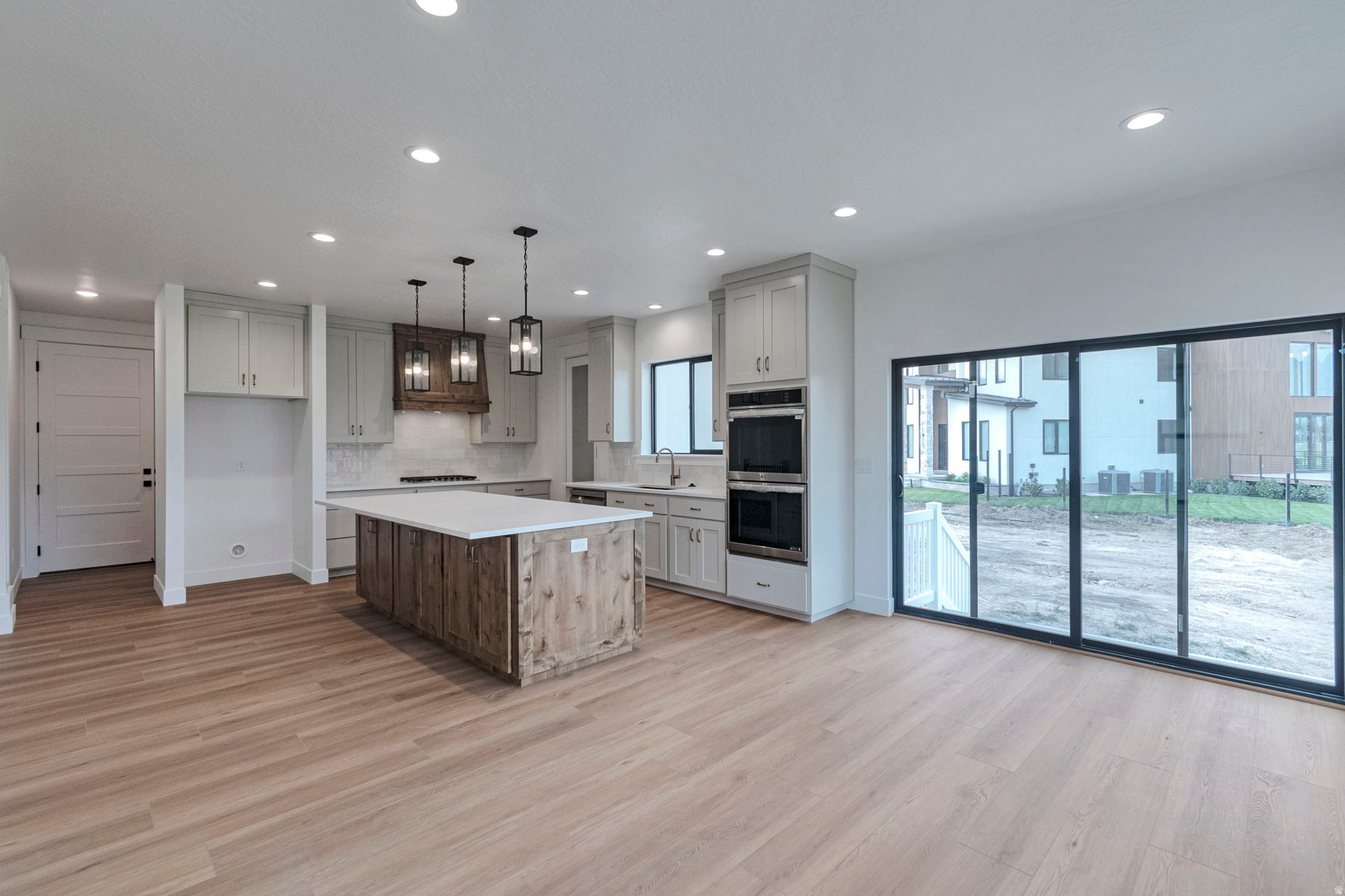 EAGLE HAVEN - Residential