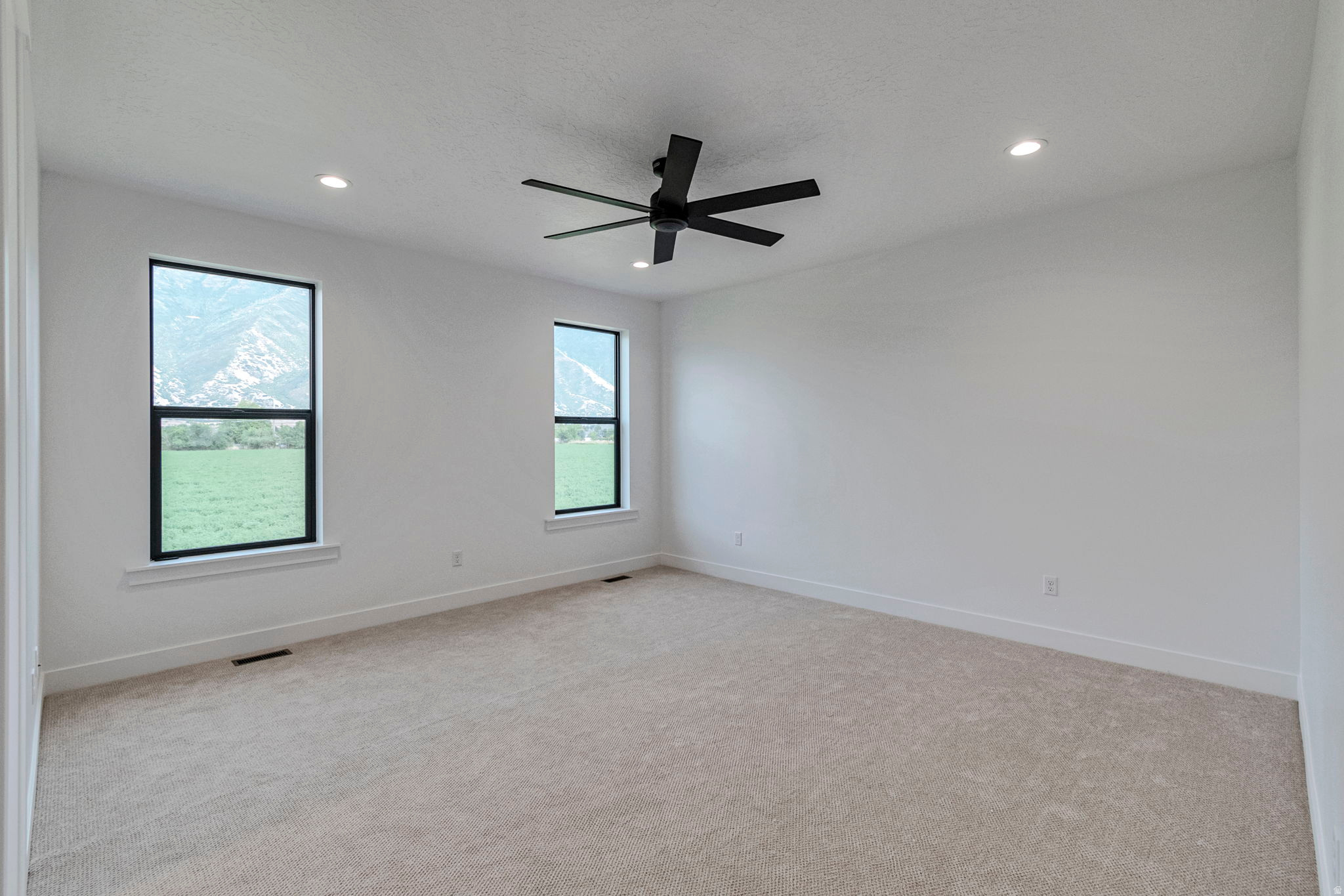 EAGLE HAVEN - Residential