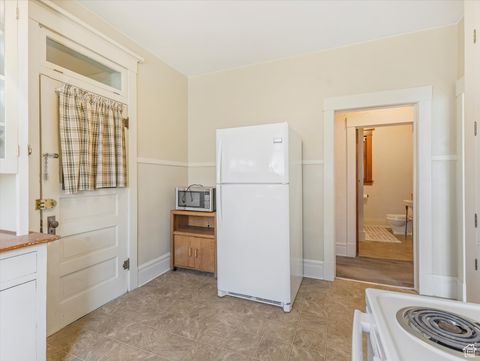 Tiny photo for 4320 S COMMERCE DR, Murray, UT 84107 (MLS # 2116299)