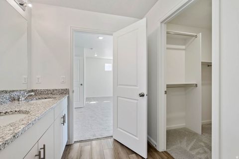 Tiny photo for 363 E HALLS CREEK RD, Saratoga Springs, UT 84045 (MLS # 2154816)