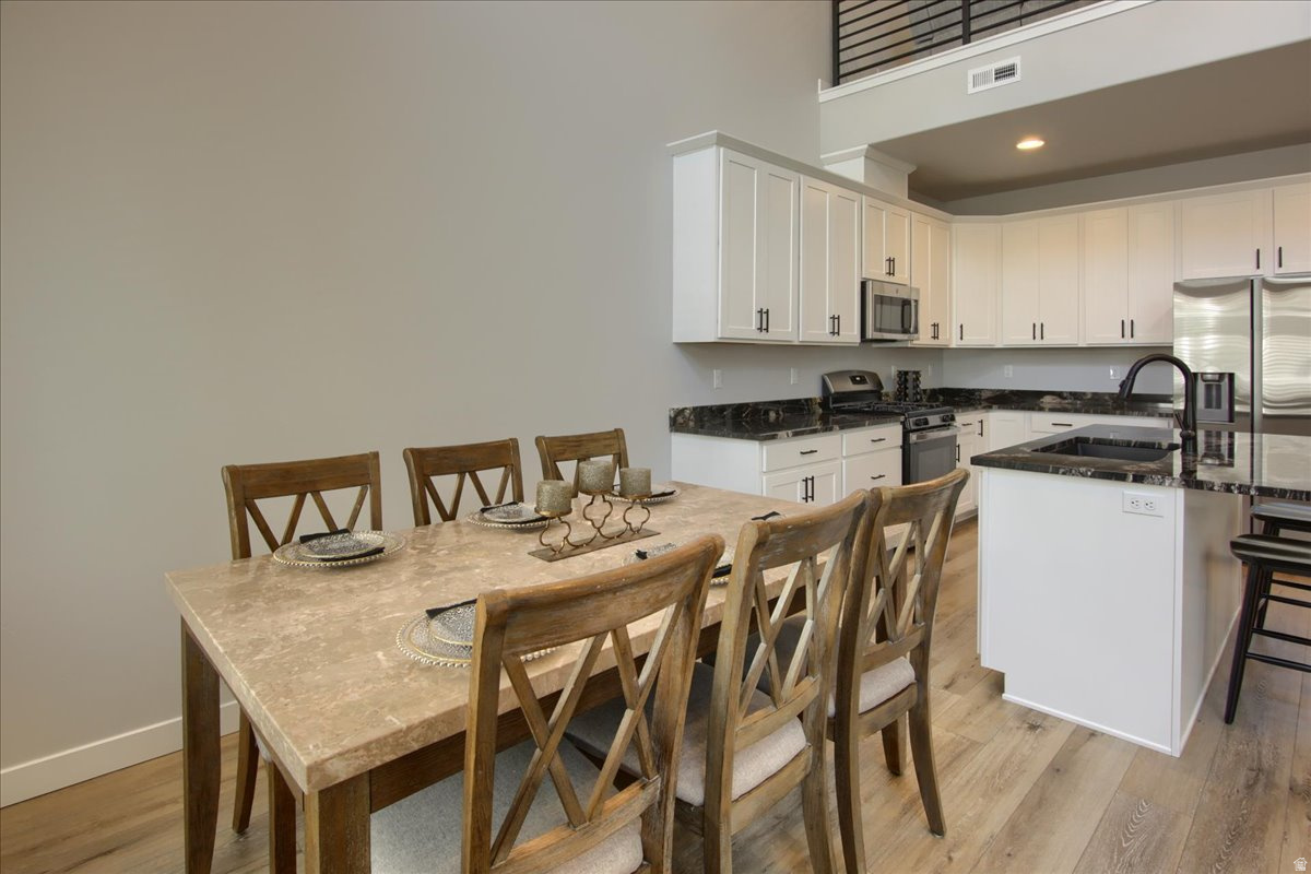 SALT POINT - Residential