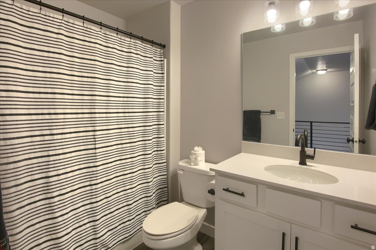 SALT POINT - Residential