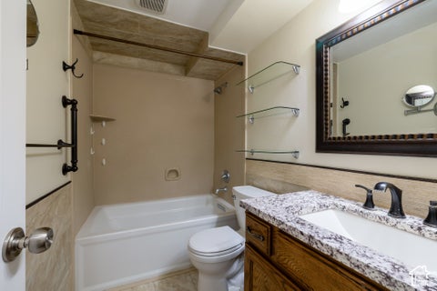 Tiny photo for 455 E 5600 S #D, Murray, UT 84107 (MLS # 2187972)
