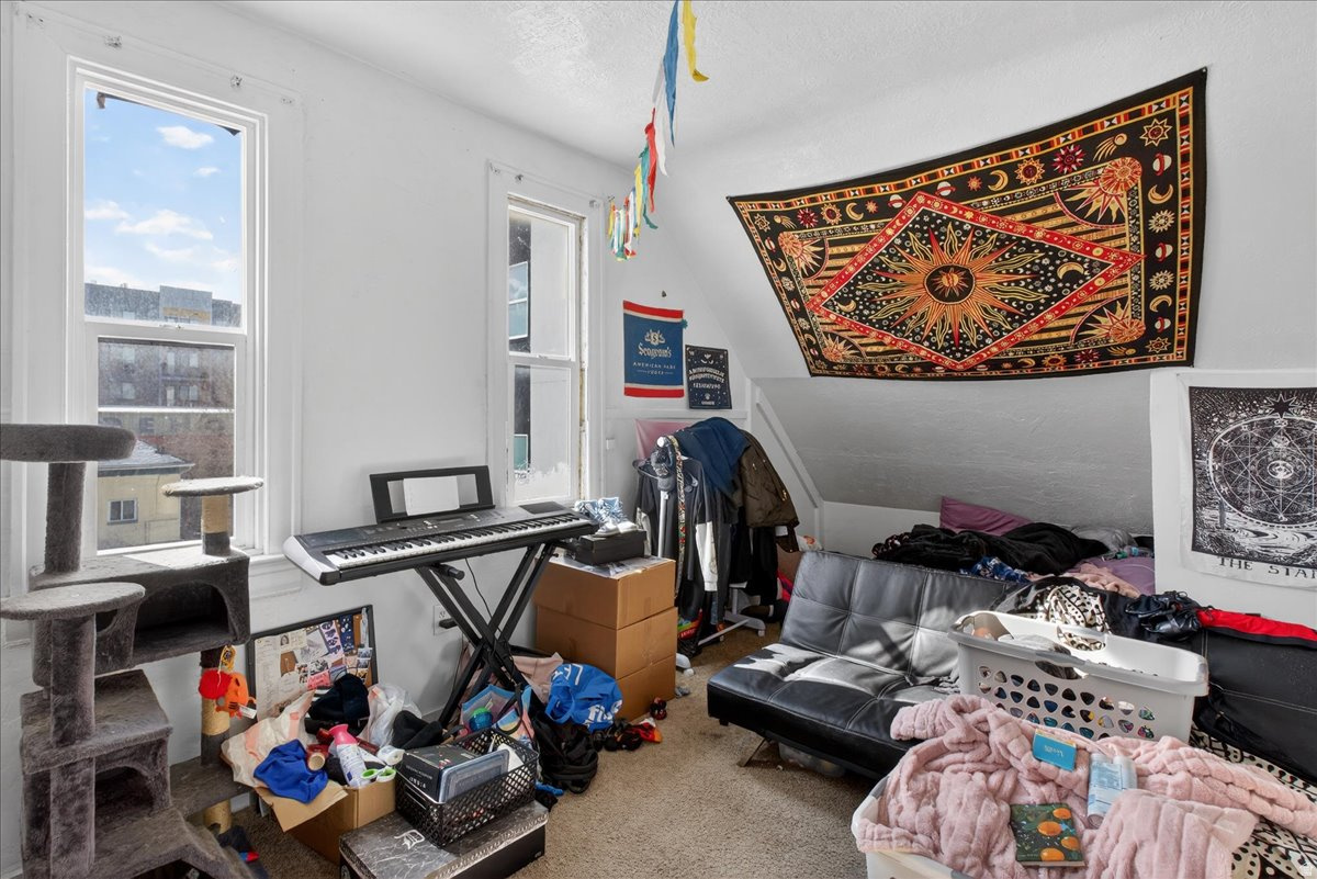 FRANKLIN SUB - Residential Income