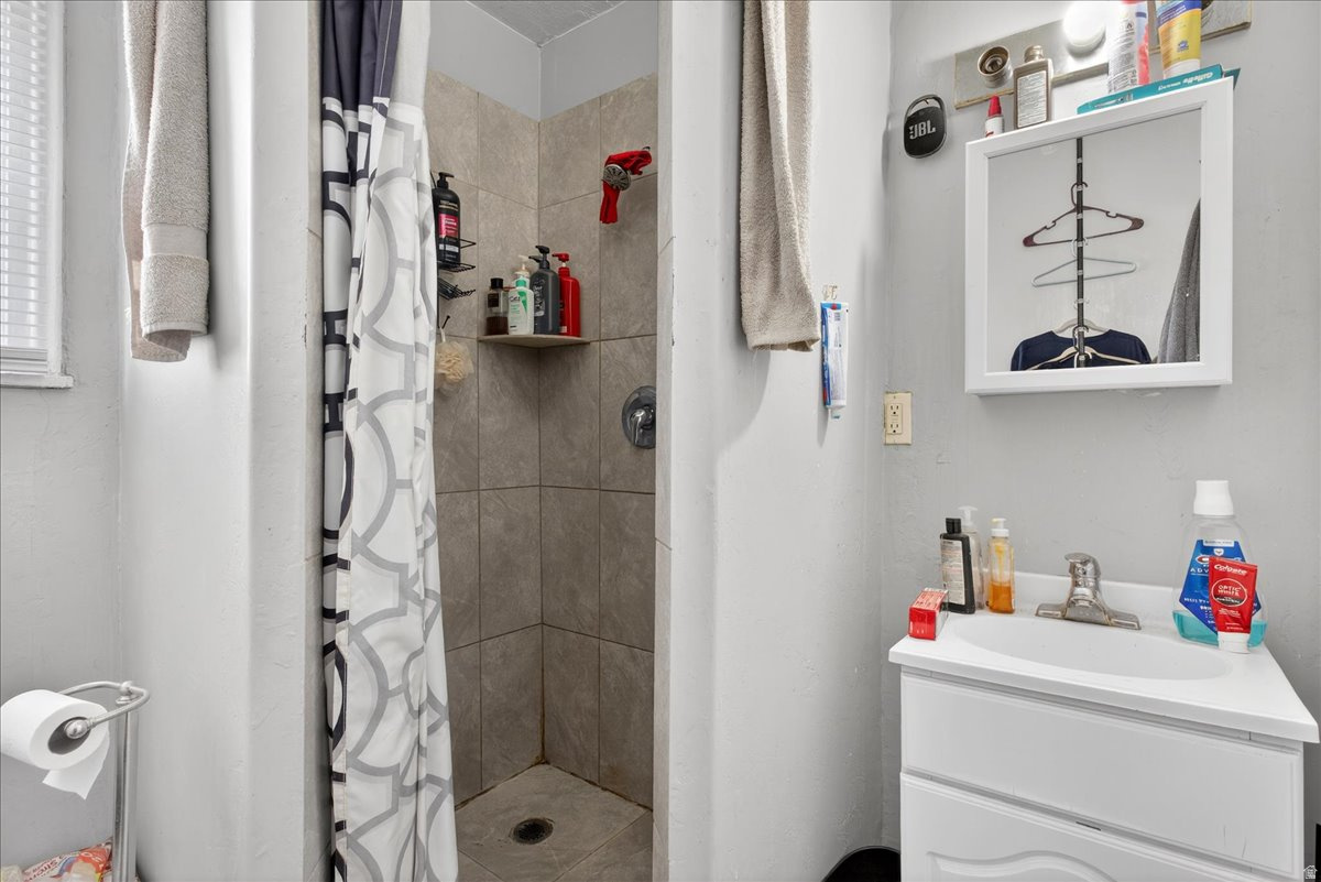 FRANKLIN SUB - Residential Income