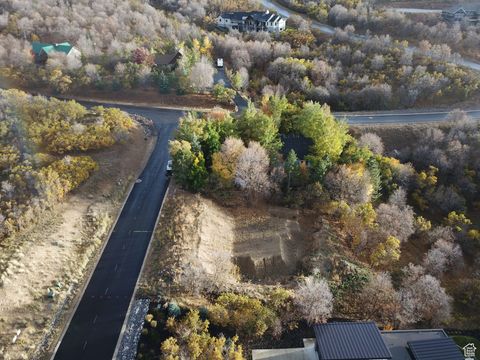 Photo of 965 S NORTHVIEW CIR #18, Woodland Hills, UT 84653 (MLS # 2118113) Photo of 965 S NORTHVIEW CIR #18, Woodland Hills, UT 84653 (MLS # 2118113)