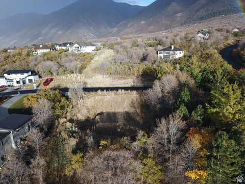 Tiny photo for 965 S NORTHVIEW CIR #18, Woodland Hills, UT 84653 (MLS # 2118113)