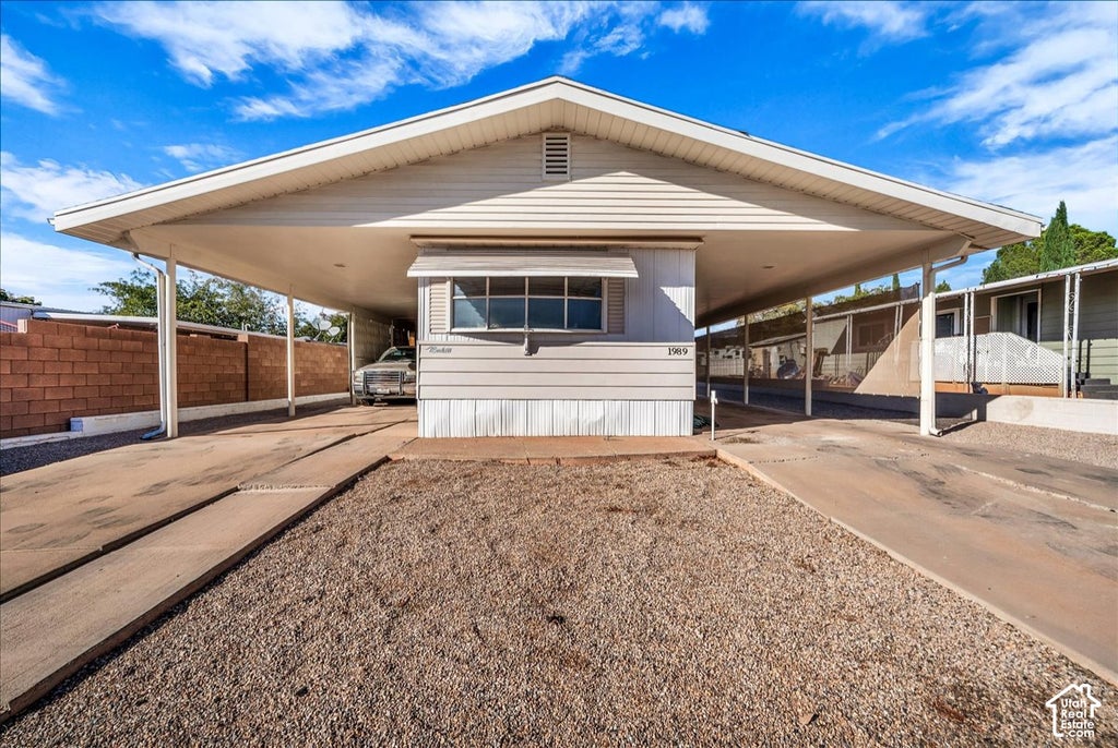 Photo of 1986 W 1525 N, Saint George, UT 84770 (MLS # 2190874)