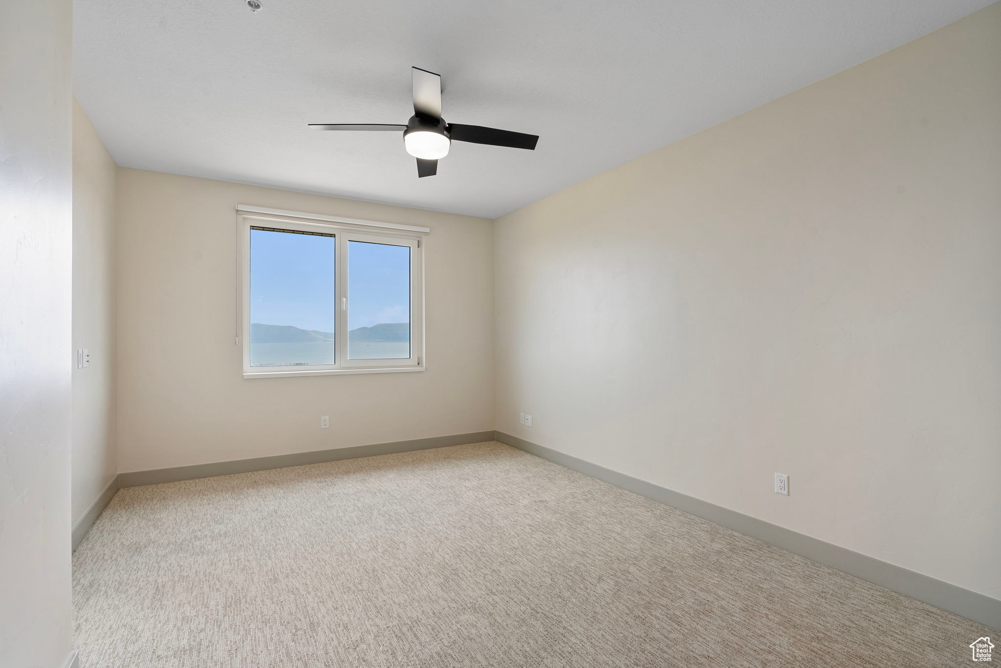 LAKE RESIDENCES AT BEAR LAKE PH 8 - Residential