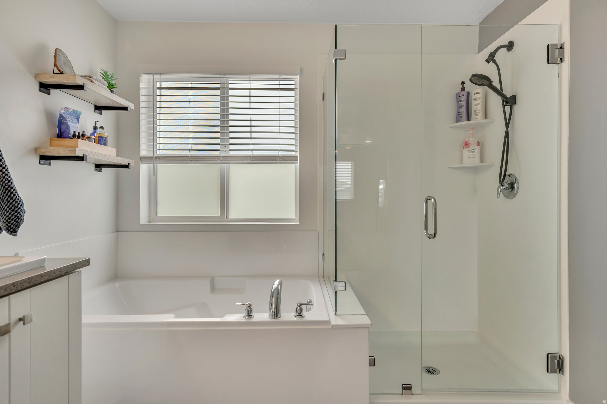 CANYON RANCHES - Residential