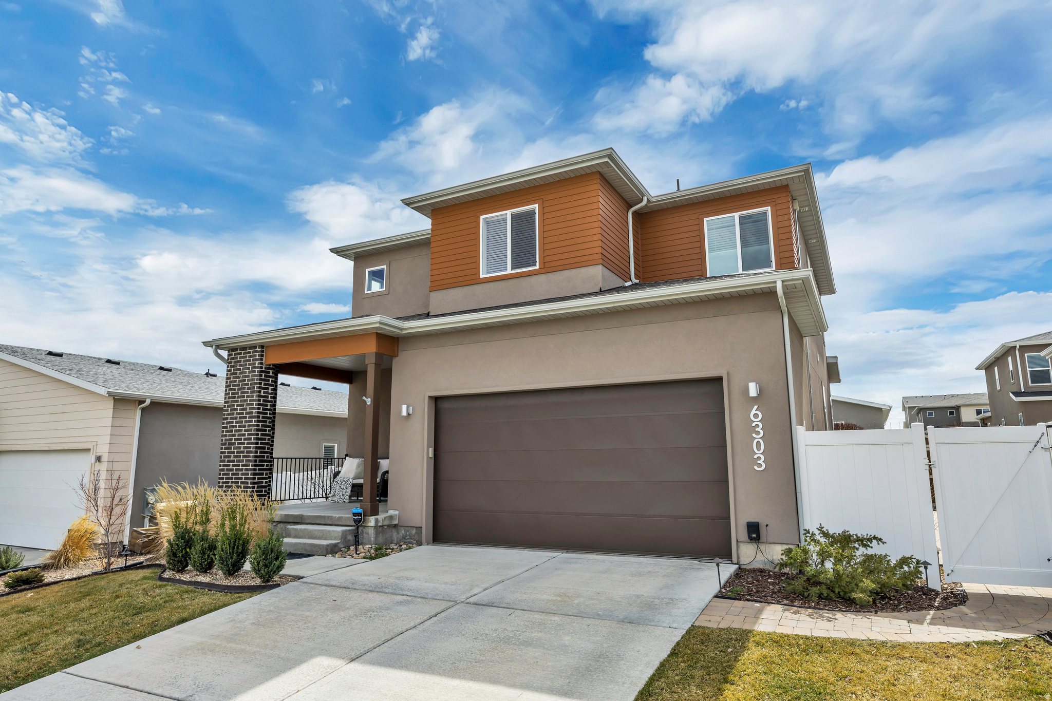 CANYON RANCHES - Residential