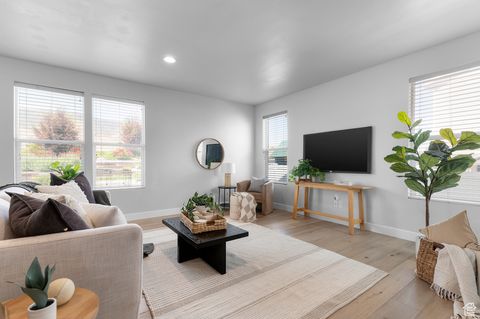 Tiny photo for 2913 S YELLOW BILL DR #105, Saratoga Springs, UT 84045 (MLS # 2116617)