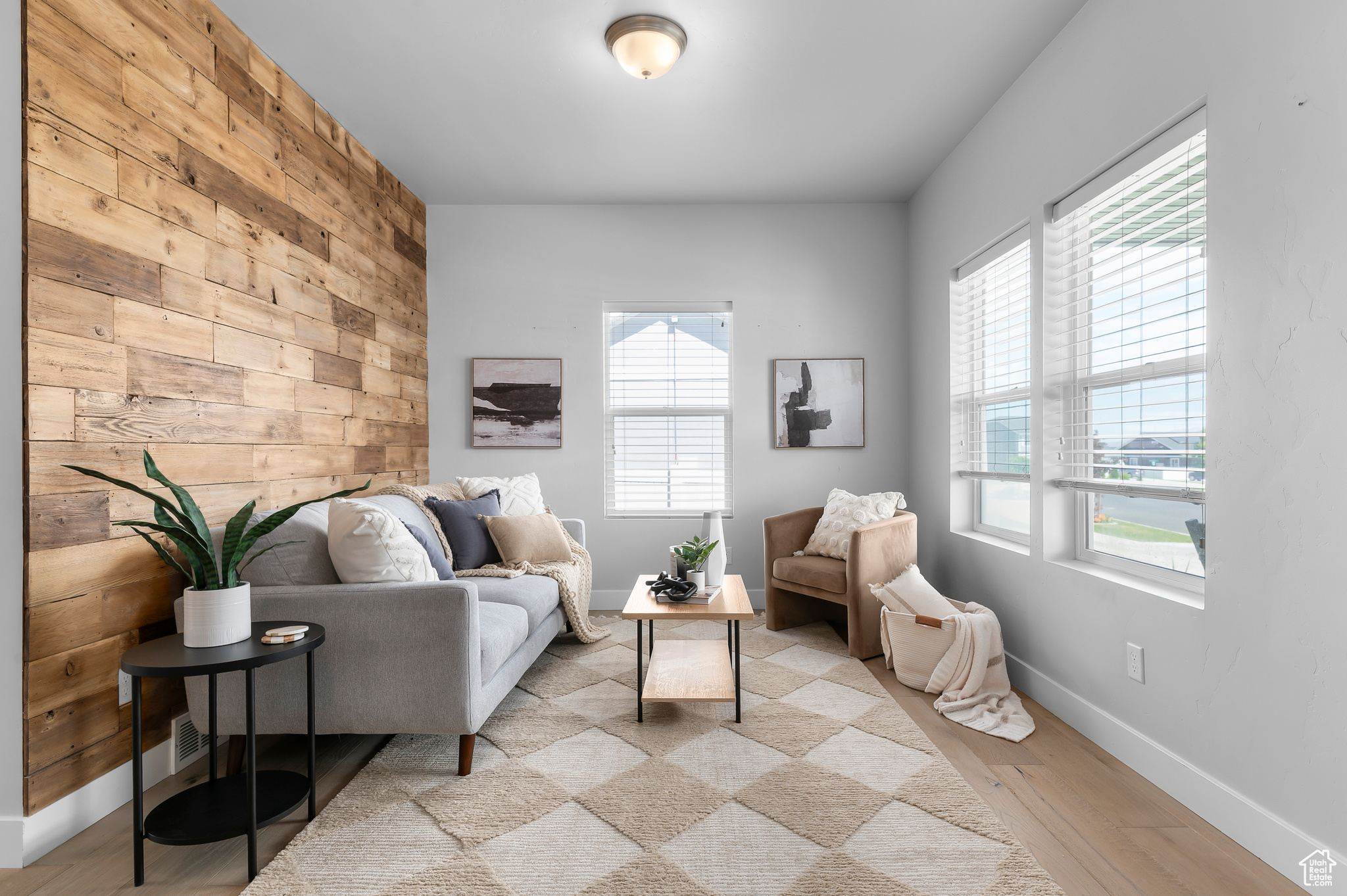 MALLARD BAY - Residential