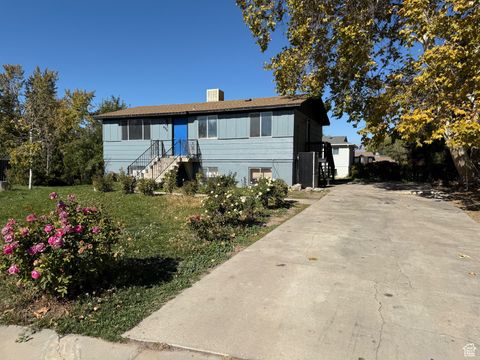 Photo of 696 W 1440 S, Provo, UT 84601 (MLS # 2119479) Photo of 696 W 1440 S, Provo, UT 84601 (MLS # 2119479)