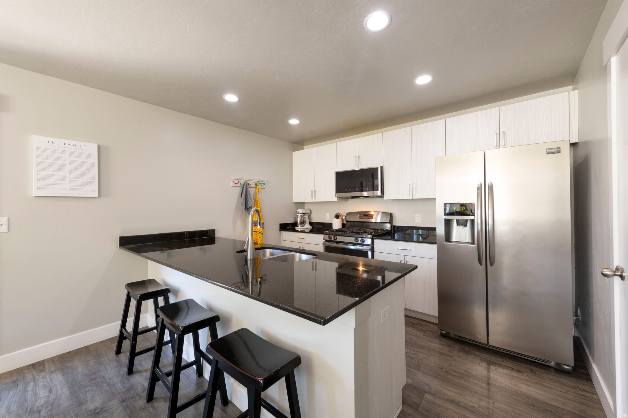 INDIPENDANCE AT THE POINT - Residential