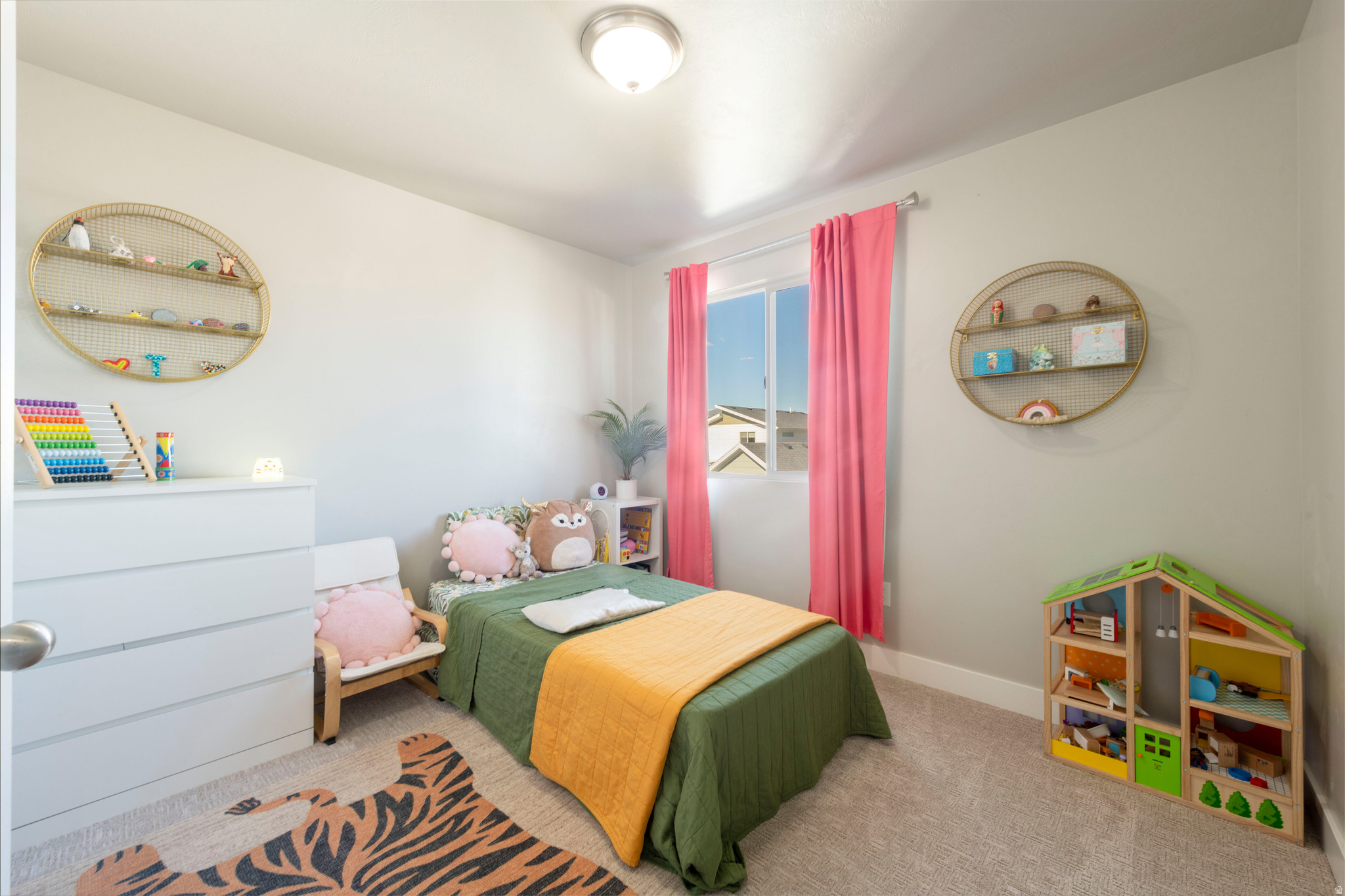 INDIPENDANCE AT THE POINT - Residential